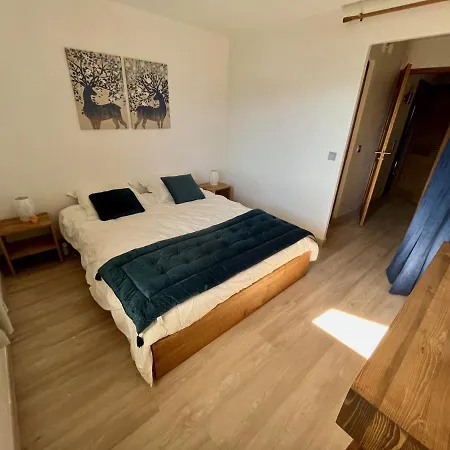Grand Bois A1124 Cles Blanches * La Tania