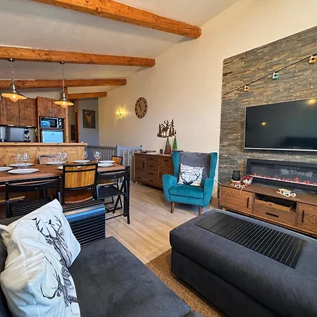 Grand Bois A1124 Cles Blanches * La Tania