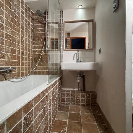 Grand Bois A1124 Cles Blanches Apartman *